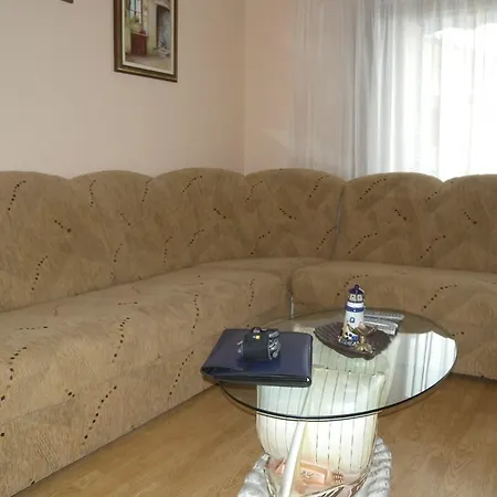 Apartmán 17 *