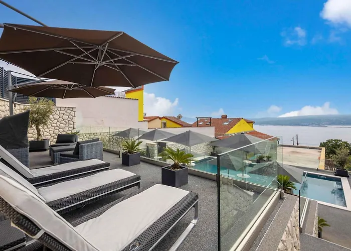 Crikvenica Apartment 17