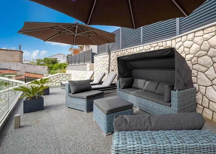 Crikvenica Apartment 17 *